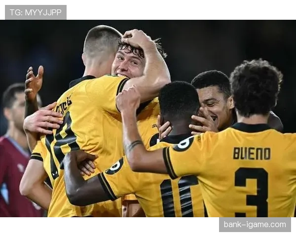 西汉姆联与青训明星鲍文成功续约，持续闪耀英超赛场