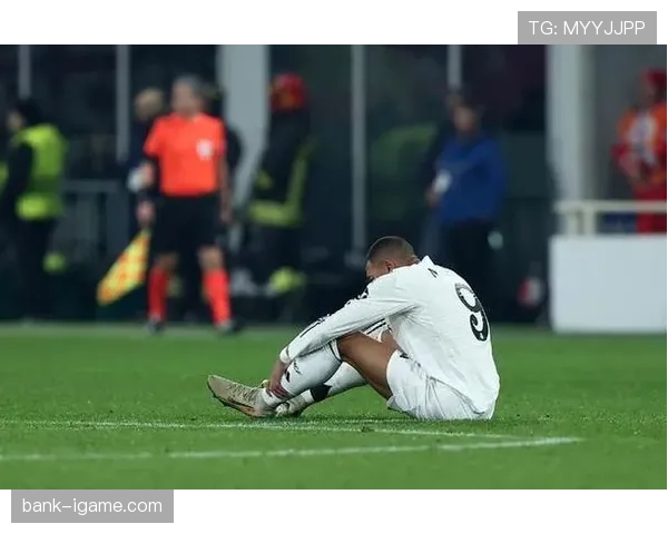 西甲争议话题：裁判判罚与VAR使用引热议