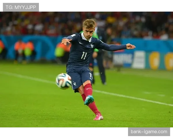 格列兹曼经典战役解析:哪些比赛奠定法国队核心地位 格列兹曼经典战役解析:哪些比赛奠定法国队核心地位