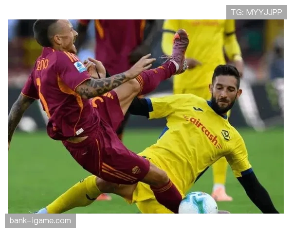 罗马战术调整引发关注,球队近阶段表现受到制约 罗马战术调整引发关注,球队近阶段表现受到制约